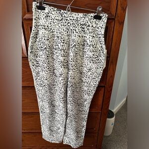 NWT womens medium Joggers